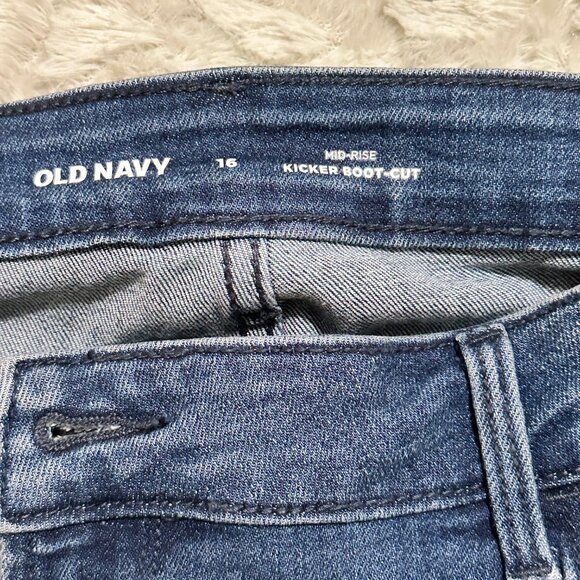 Mid Rise Bootcut Jeans - Picture 5 of 7